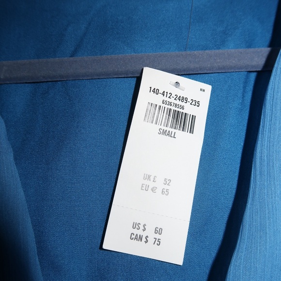 Elegant Blue Women's Top - Picture 3 of 3